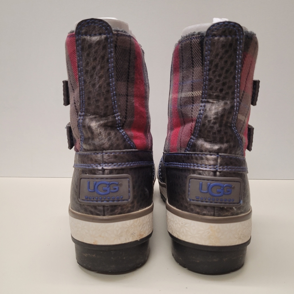 💖HOST PICK💖 UGG Marrais Waterproof Boots - Picture 8 of 12